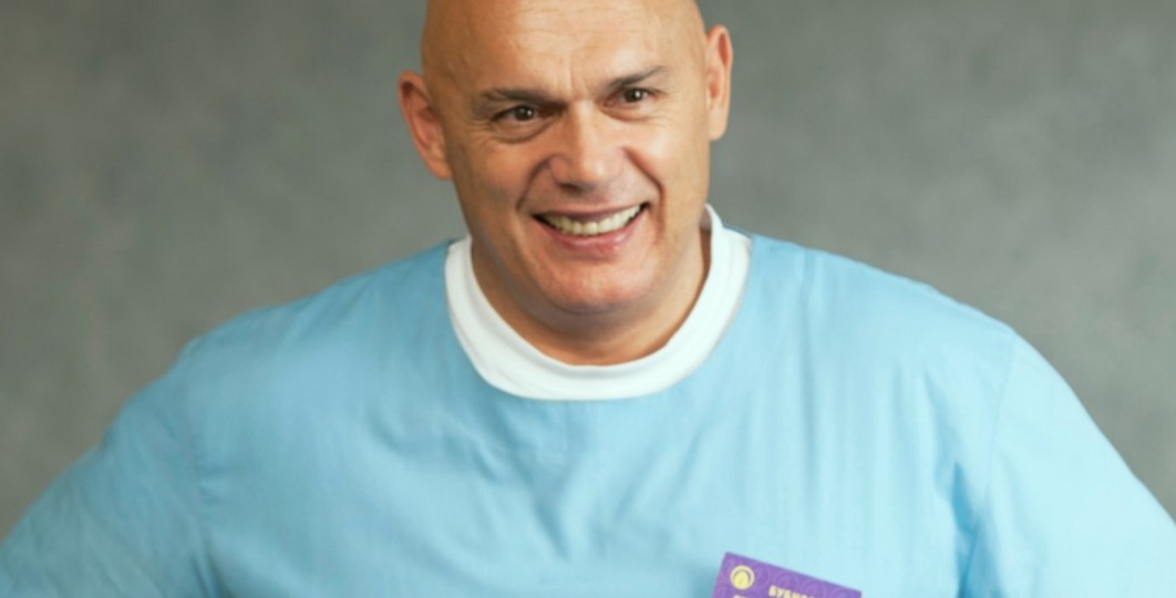 Не можете в 70 лет присесть 100 раз? Как вам не стыдно! Что делать, если нагрузки в тягость. Объясняет Бубновский