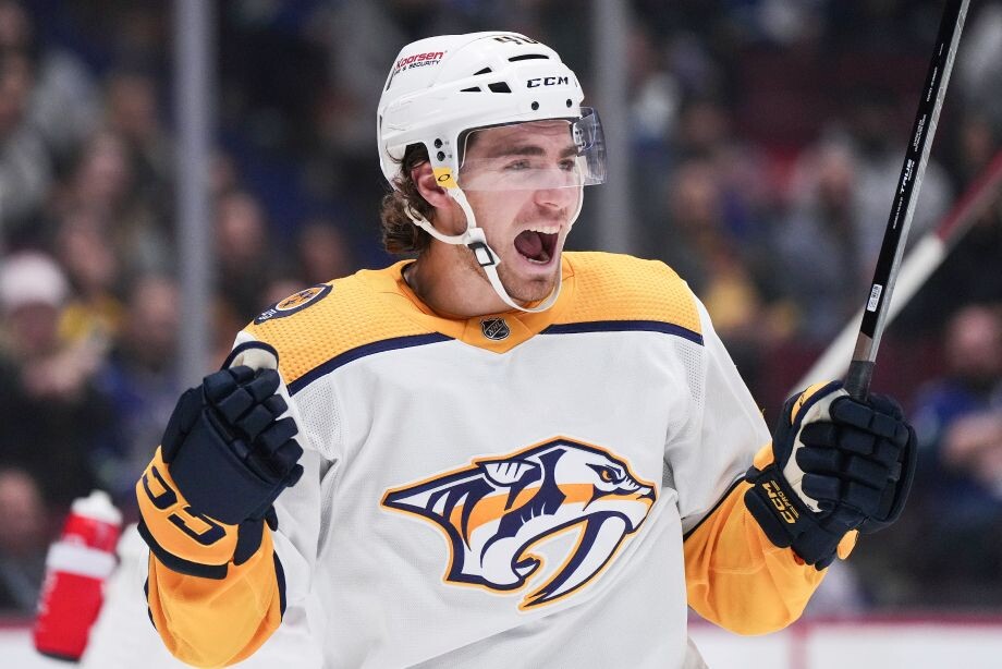 Гросс празднует заброшенную шайбу