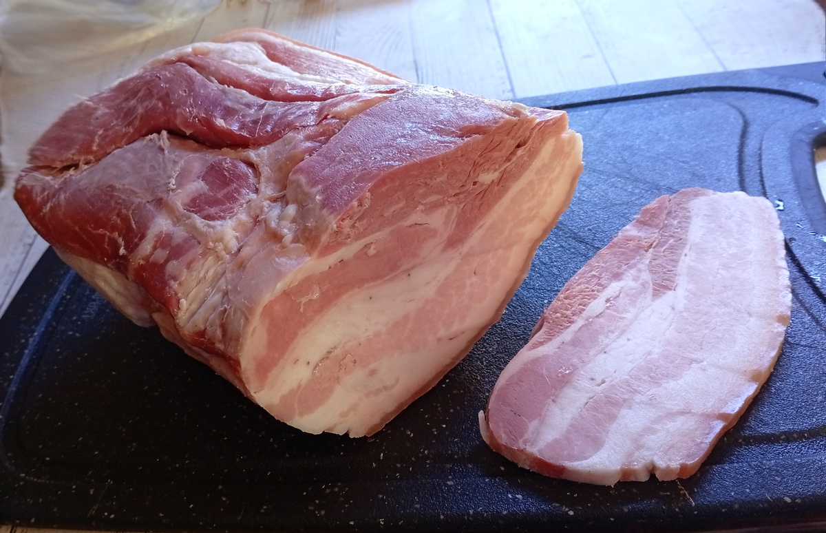 Грудинка, приготовленная методом су-вид