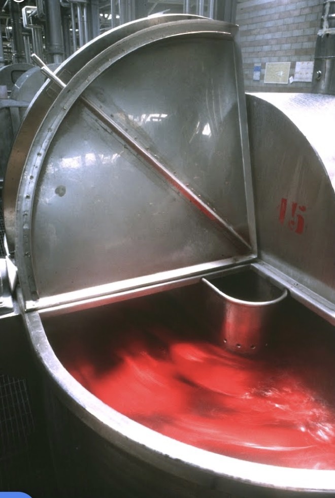 На производстве Benetton.