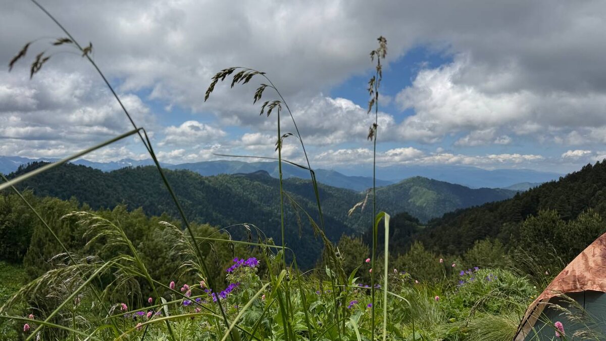 Вид на Фишт и Оштен