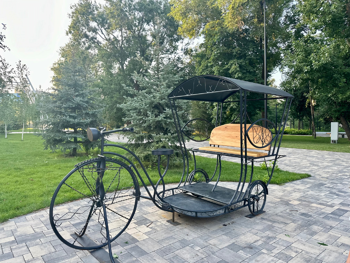 Трехколесный велосипед. Фото автора 