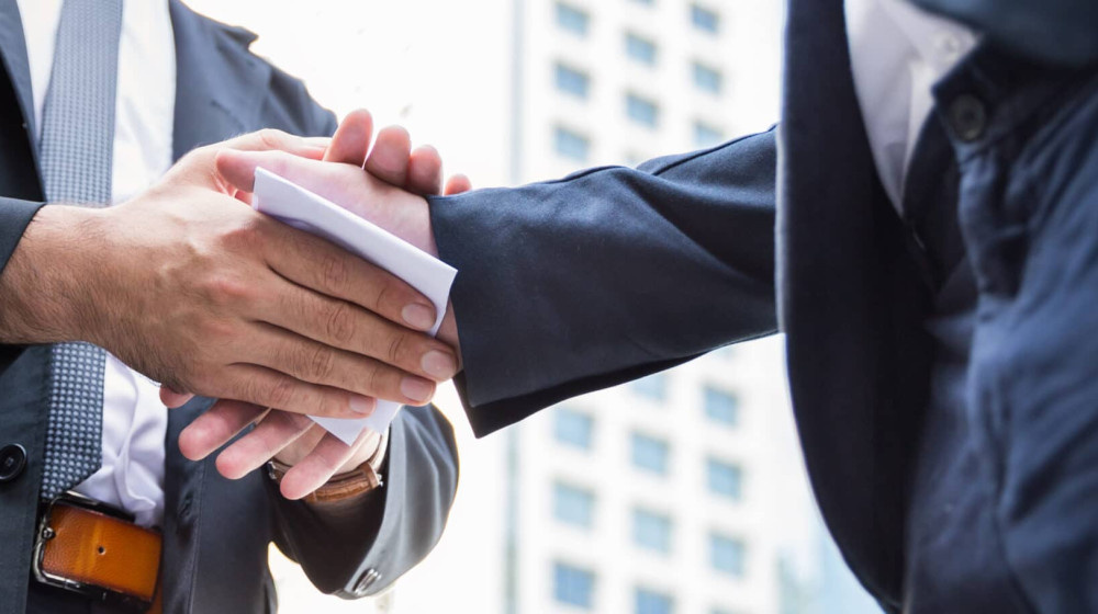    Как мошенники разоряют россиян через трастовые схемы и почему доверие стало оружием