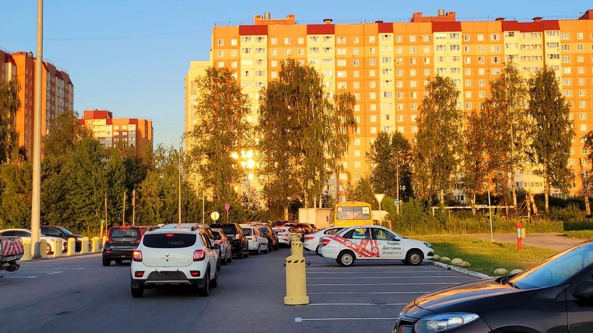 Что делать, если ваш автомобиль заблокировали на парковке, способы решения проблемы