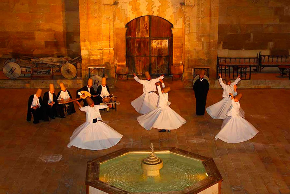 Шоу дервишей в Каппадокии