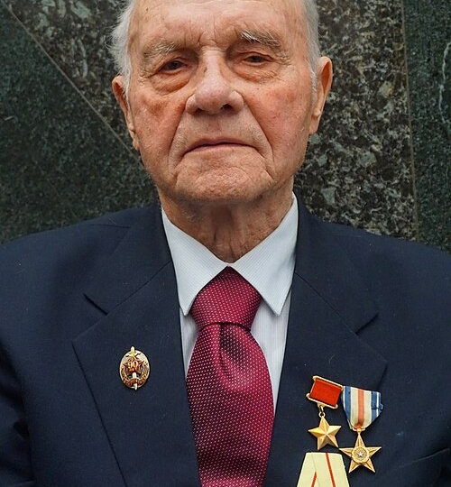 Алексей Прохорович Волошин / Герой Советского Союза и кавалер американской медали «Серебряная звезда»