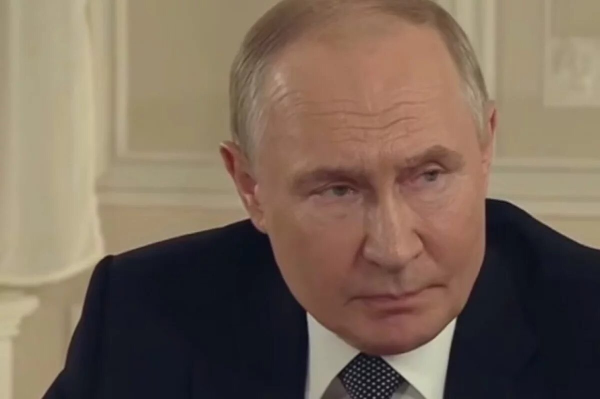    «Ведомости»: Путин в 1970-х годах участвовал в съемках в качестве каскадера