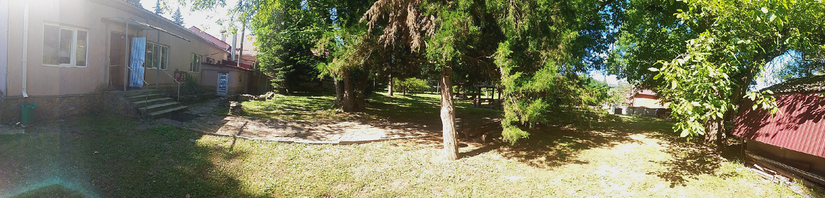 Графство Хаджох со стороны хостела