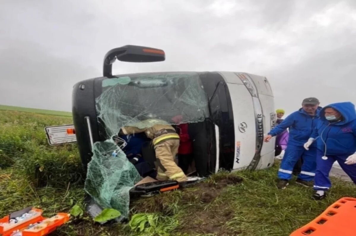    В ДТП с автобусом в Башкирии пострадали свыше 20 человек