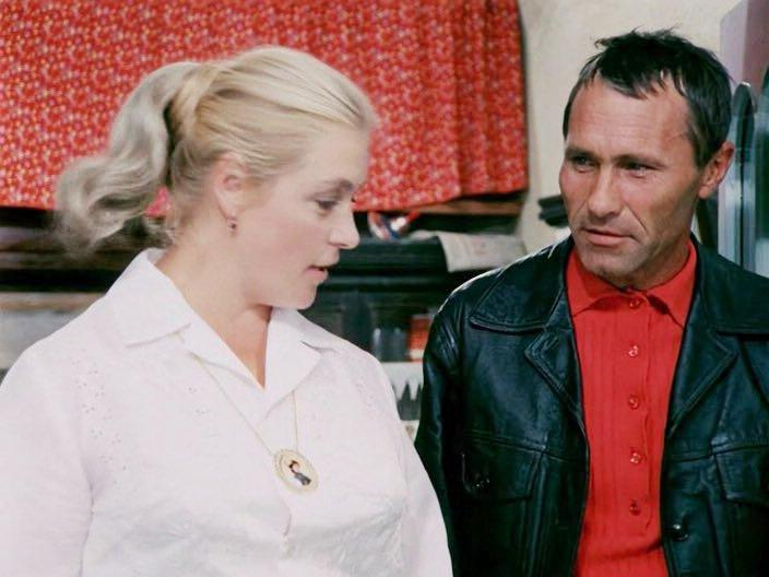 Кадр из фильма «Калина красная»