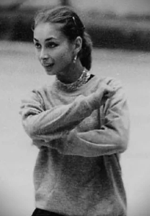 Майя Усова.