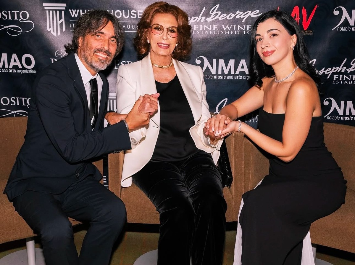    Карло Понти с женой