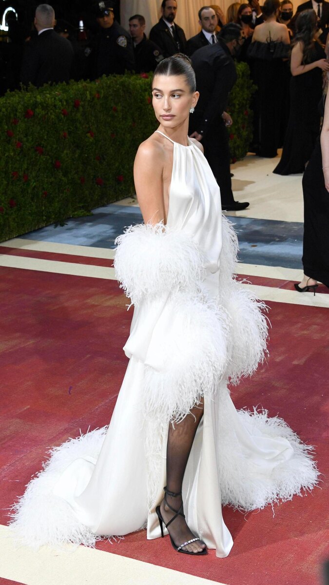 Хейли Бибер на Met Gala, 2022 год