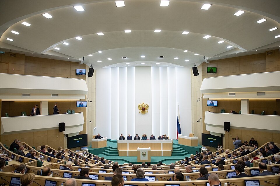 Заседание Совета Федерации, архивное фото (источник: веб-сайт Совета Федерации Федерального Cобрания Российской Федерации council.gov.ru)