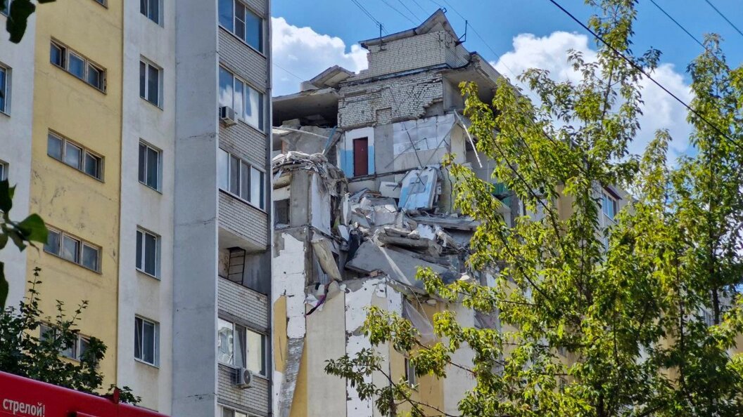    Последствия взрыва в Саратове. Фото: Fedorova Victoria/news.ru/Global Look Press