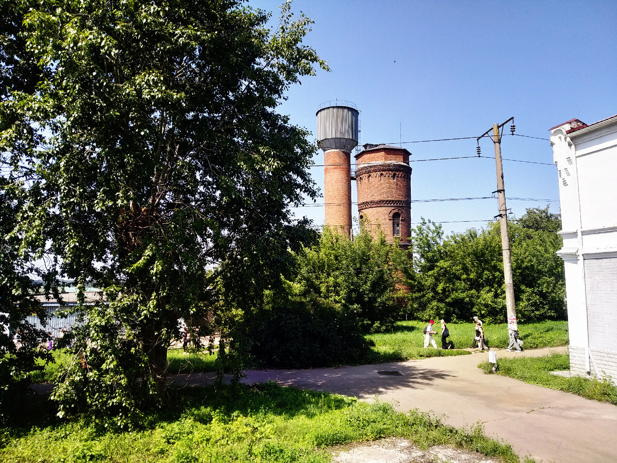 Водонапорная башня в июле 2025 года, фото автора