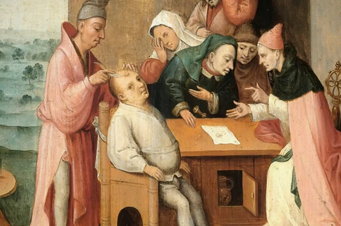 Средневековый врач