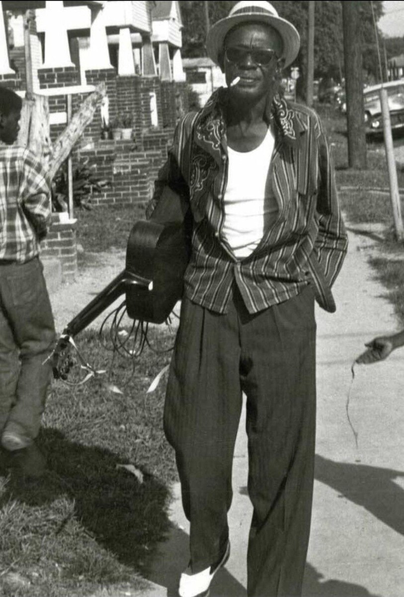 Лайтнин Хопкинс