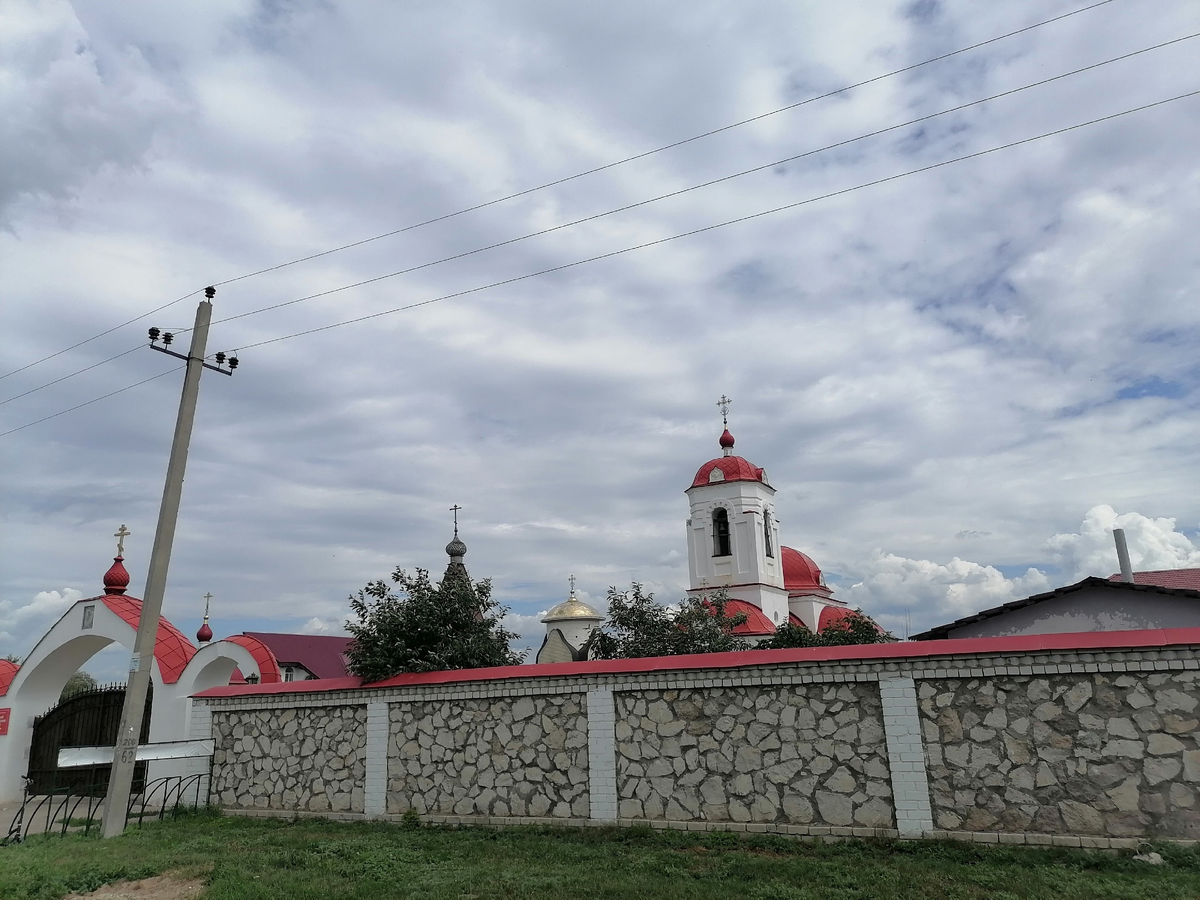 Листай галерею