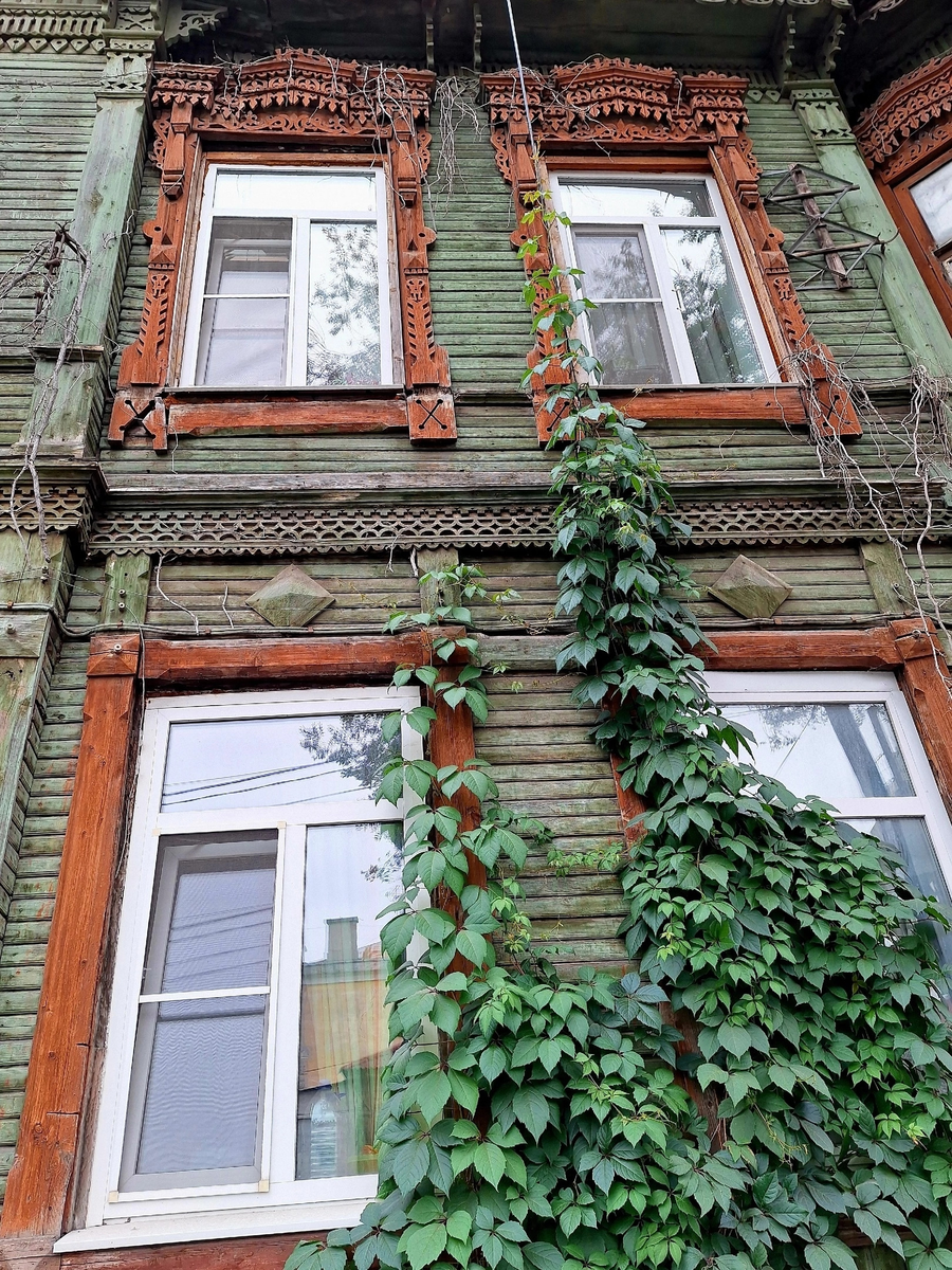 Листай галерею