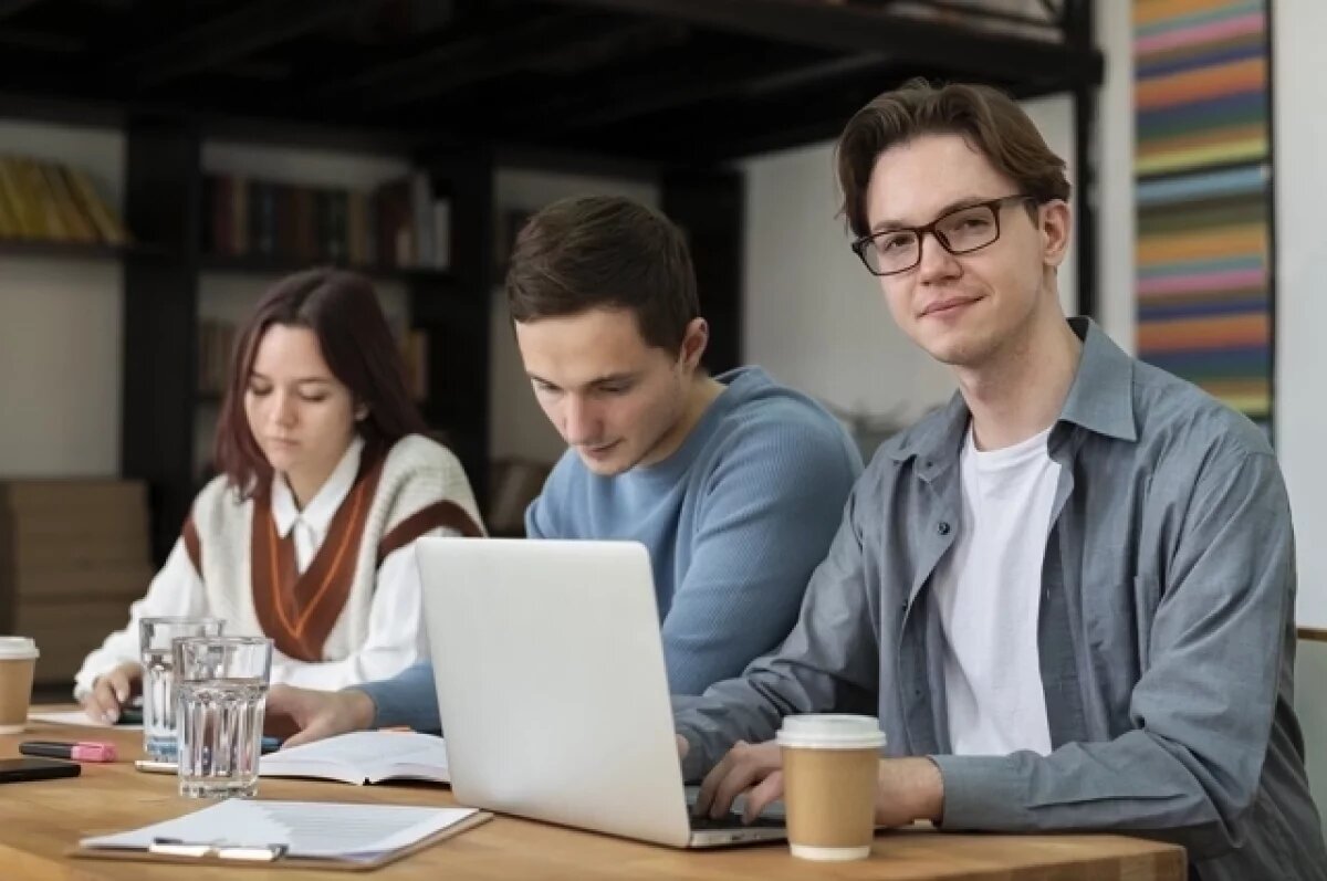    Свердловская область стала одним из лидеров рейтинга по трудоустройству