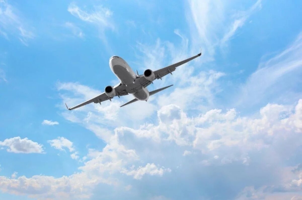    Подавший сигнал бедствия самолет Embraer приземлился в Махачкале