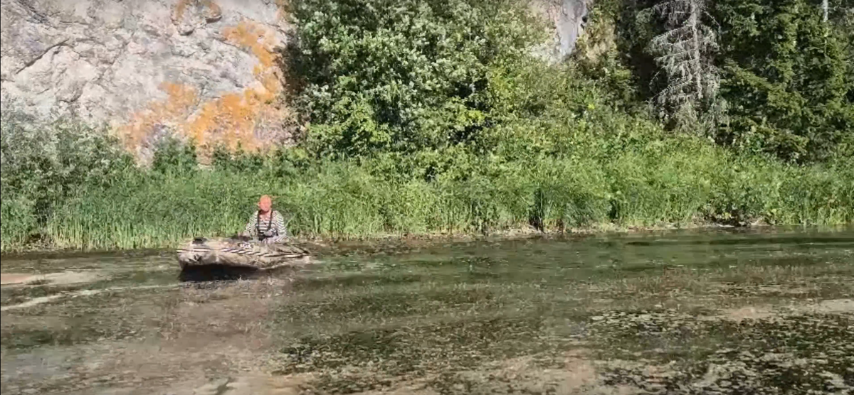     В Красноярском крае спасатели нашли пропавшего два дня назад рыбака