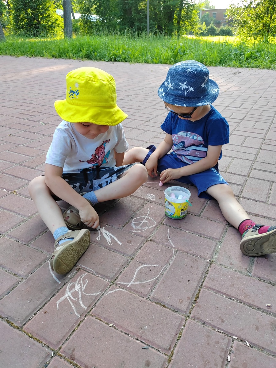 Юные художники