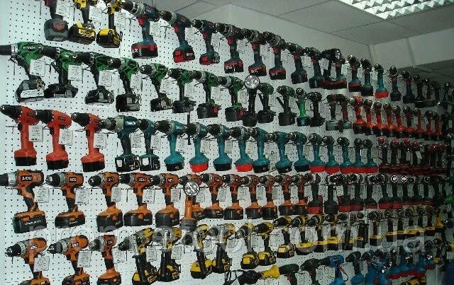 Шуруповертов много - ты один!