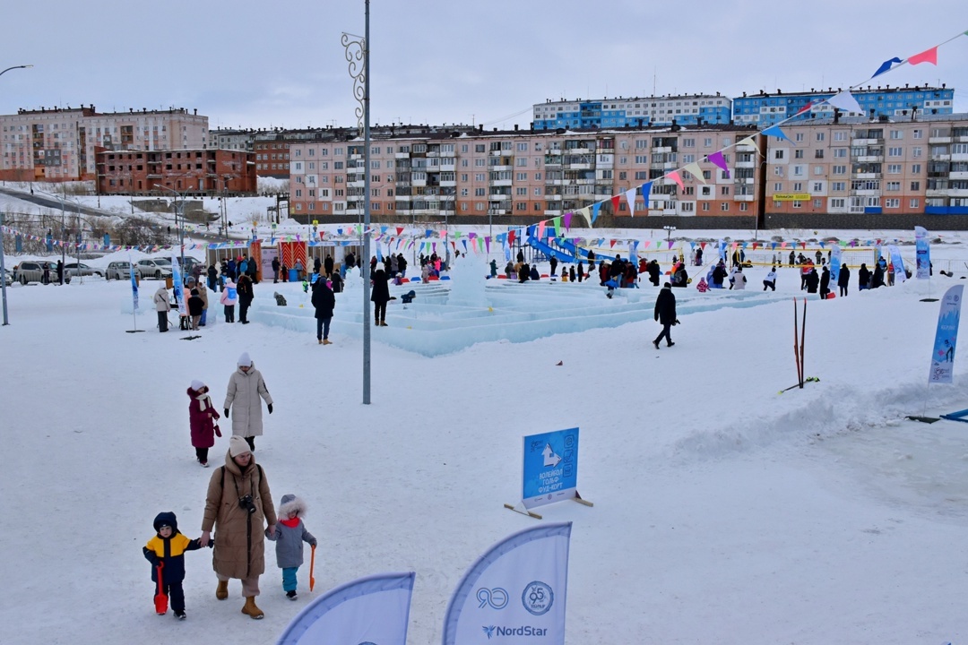 Фестиваль зимних видов спорта "Северный ветер" проходил в Дудинке два дня