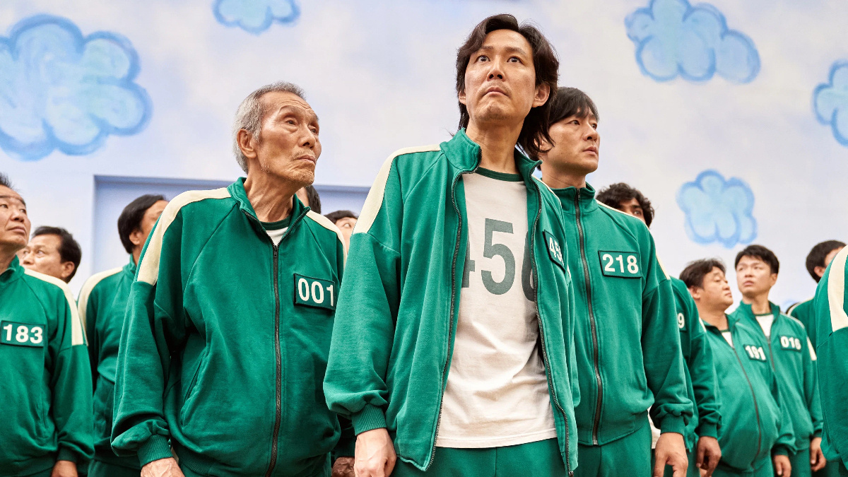    Сталкер Уэнсдей – оборотень, и тайна рождения Ги Хуна. Топ-10 самых безумных фанатских теорий о сериалах