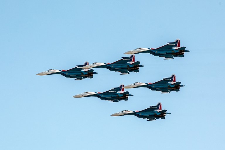    Группа высшего пилотажа «Русские витязи» выступит на 50-летие Когалыма