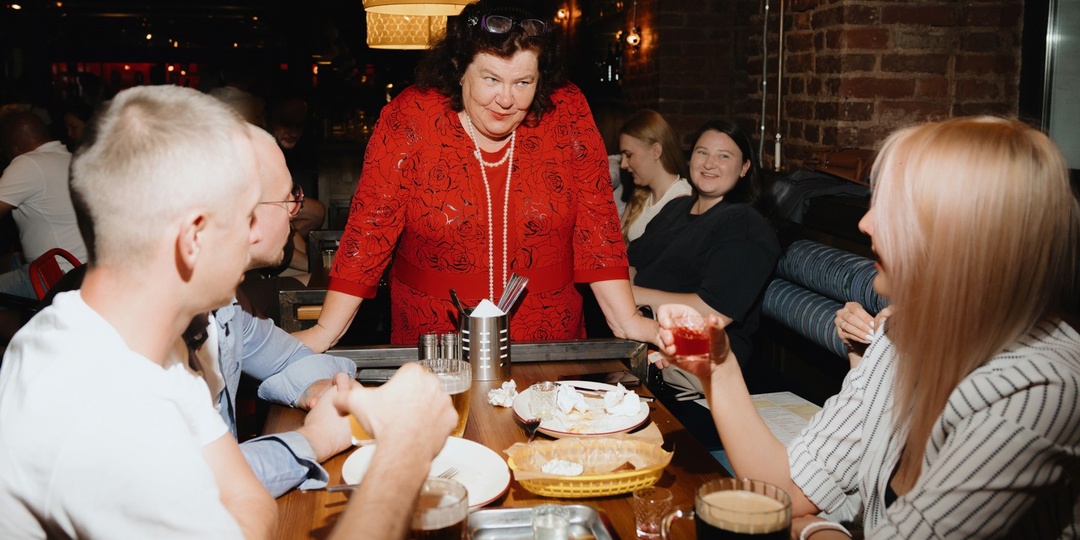 Кто такая «Петровна» и что она делает на Рубинштейна? Новая чебуречная-рюмочная