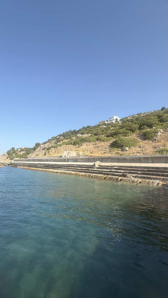  Дом находится на высоте 62 метра.