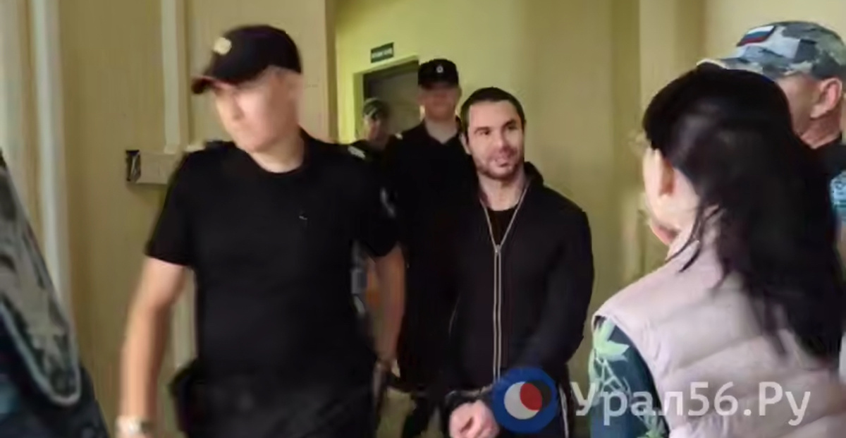    В Оренбурге продлят или изменят меру пресечения братьям Макаровым, устроившим стрельбу у отеля Hilton