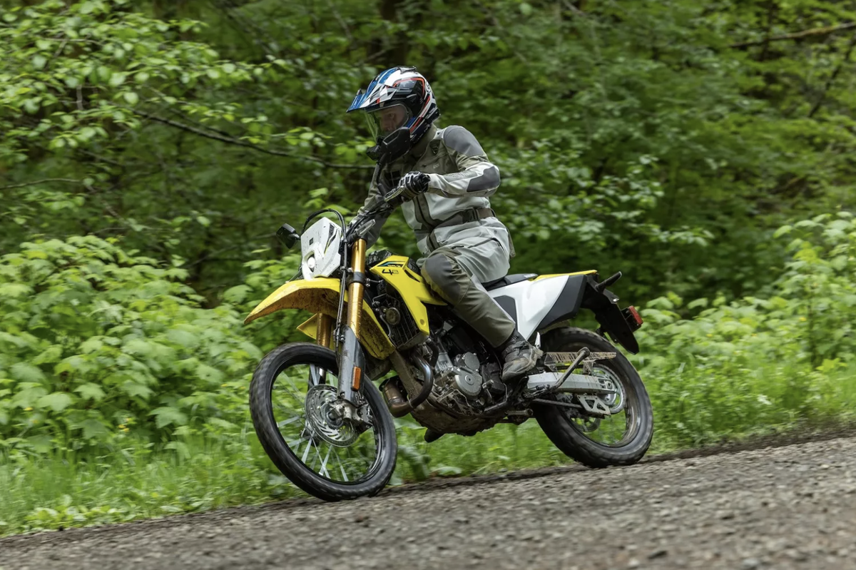 Suzuki DR-Z4S 2025