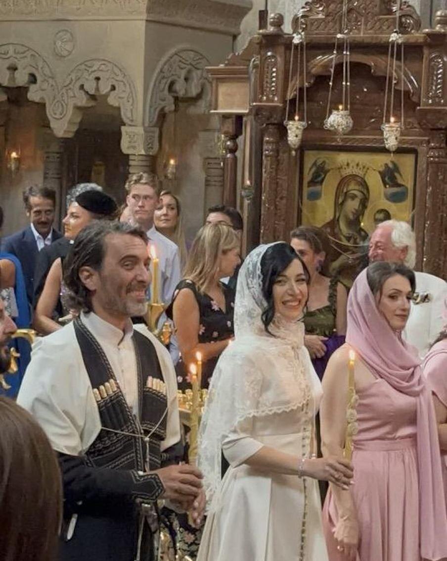 Венчание в монастыре. Соцсети: https://t.me/znatznatznat/27335