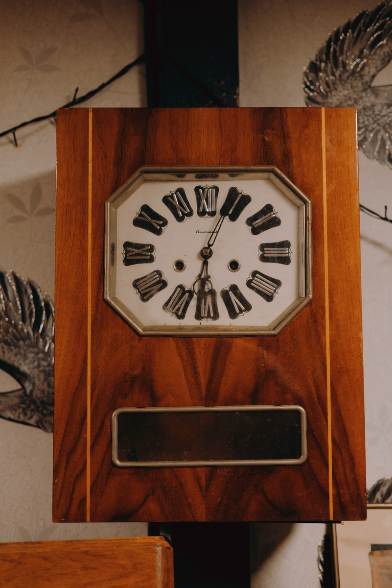 Одна из моделей часов в нашем винтажном магазине