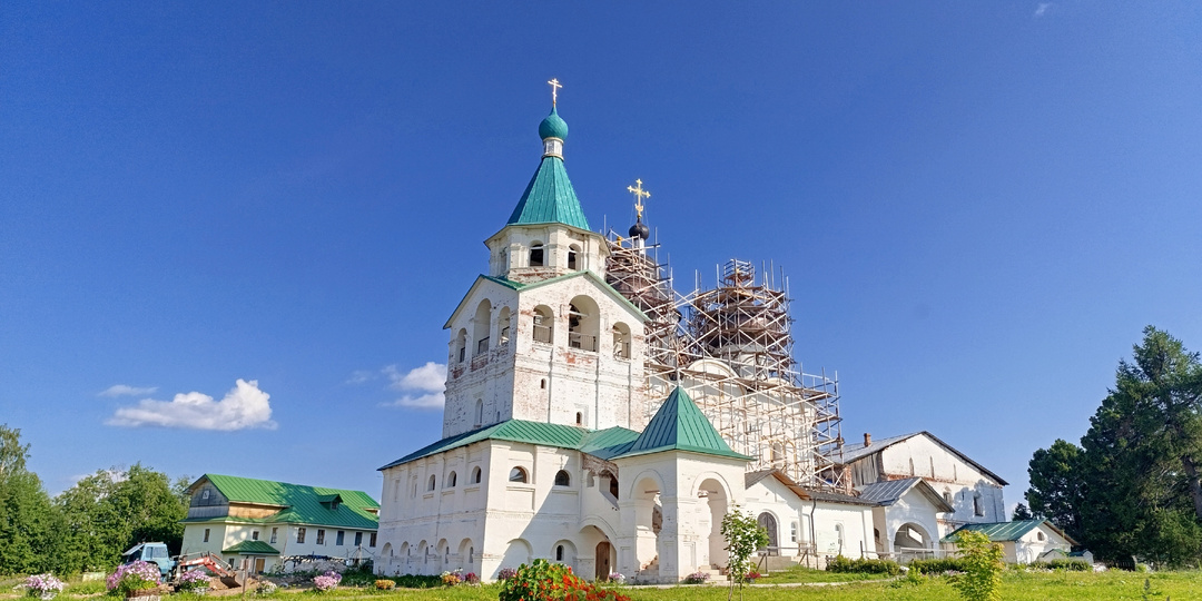 По трассе М8: Антониево-Сийский монастырь в Архангельской области