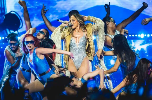 Дженнифер Лопес выступает в Испании в рамках своего тура 