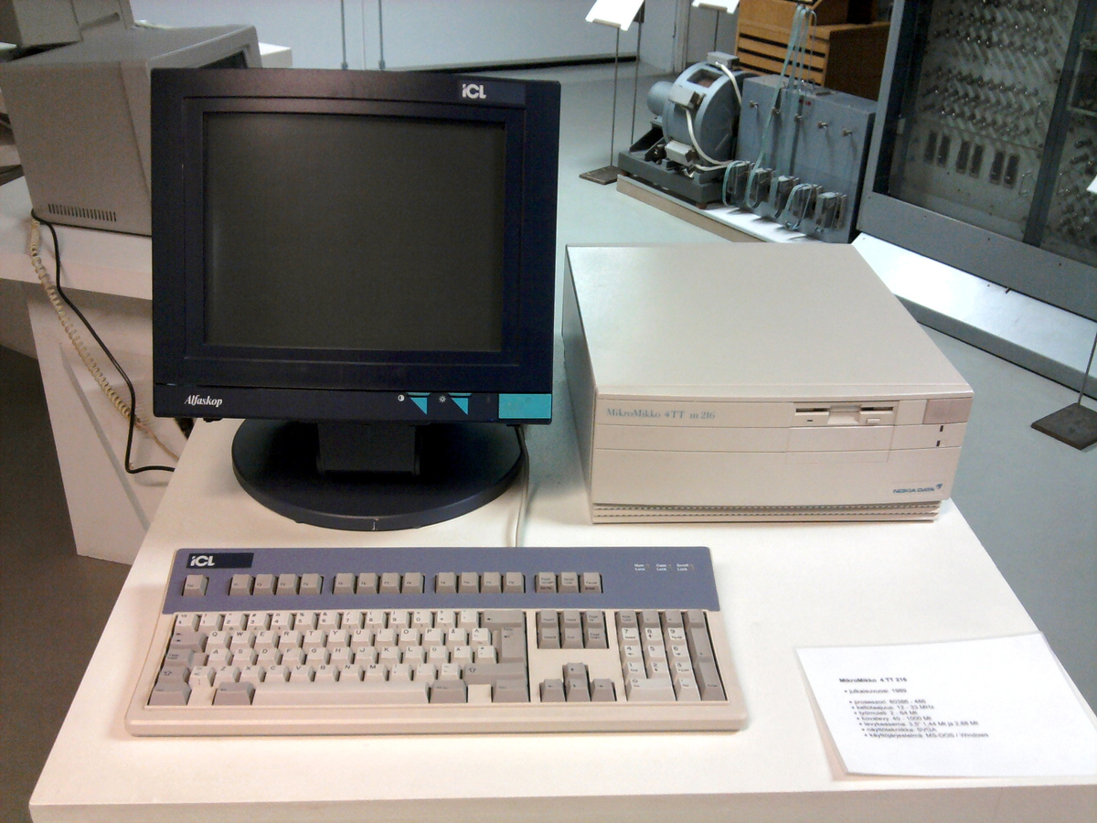 Компьютер MikroMikko 4 TT m216 под брендом ICL. Изображение: Veikk0.ma, CC BY-SA 4.0, commons.wikimedia.org