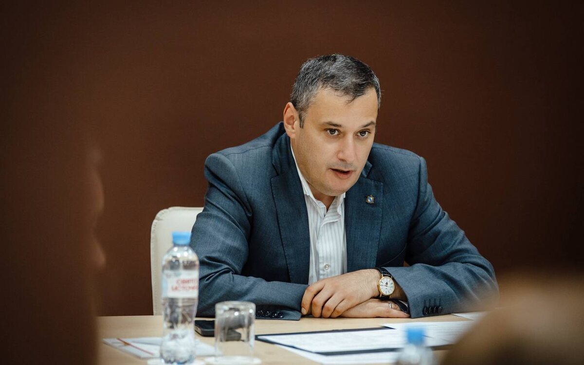    Хинштейн «косметически» урезал часть премий курским чиновникам Фото – телеграм-канал «Александр Хинштейн»