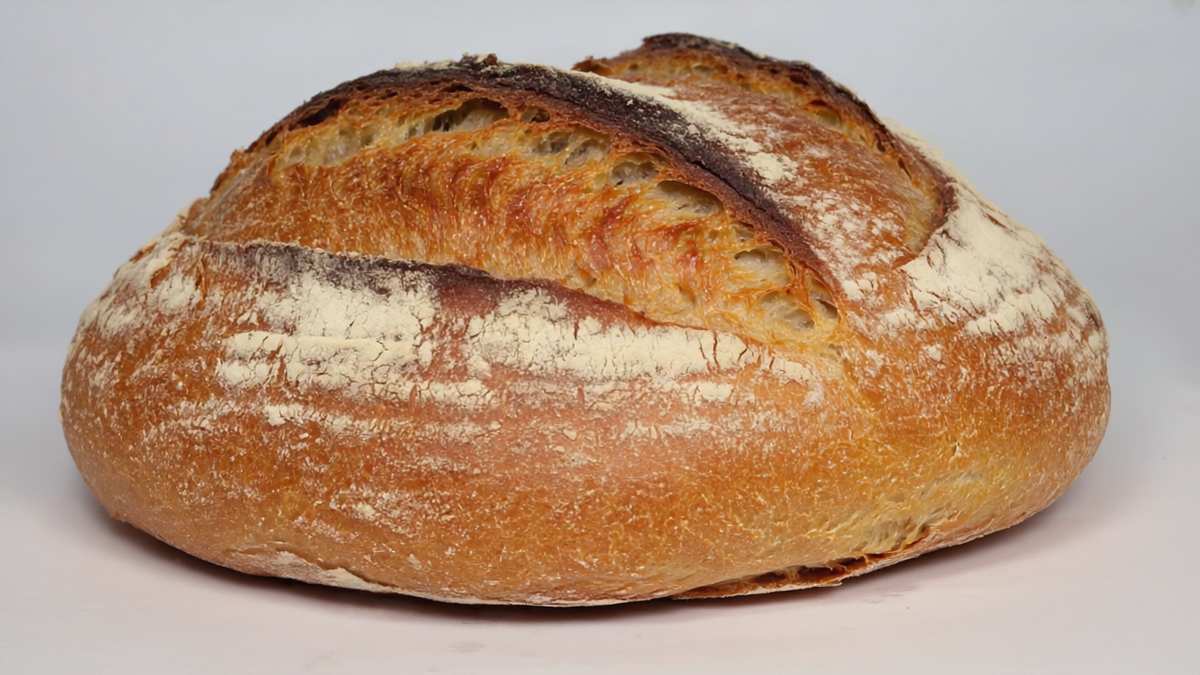 Хрустящий снаружи и мягкий внутри.