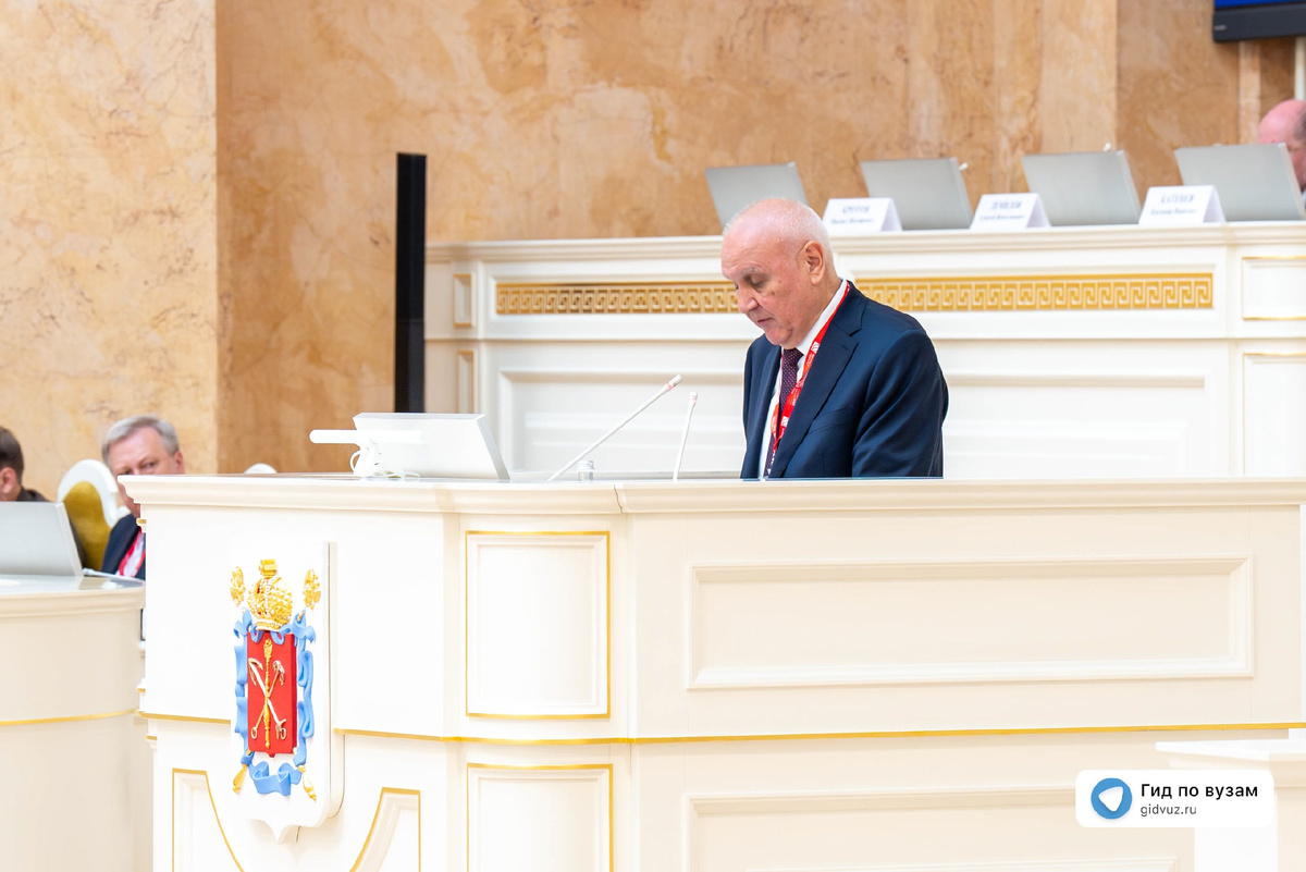 Невский форум 2025. СМИ «Гид по вузам».