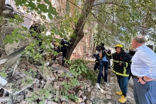    Что известно об обрушившемся доме в Астрахани? Главное