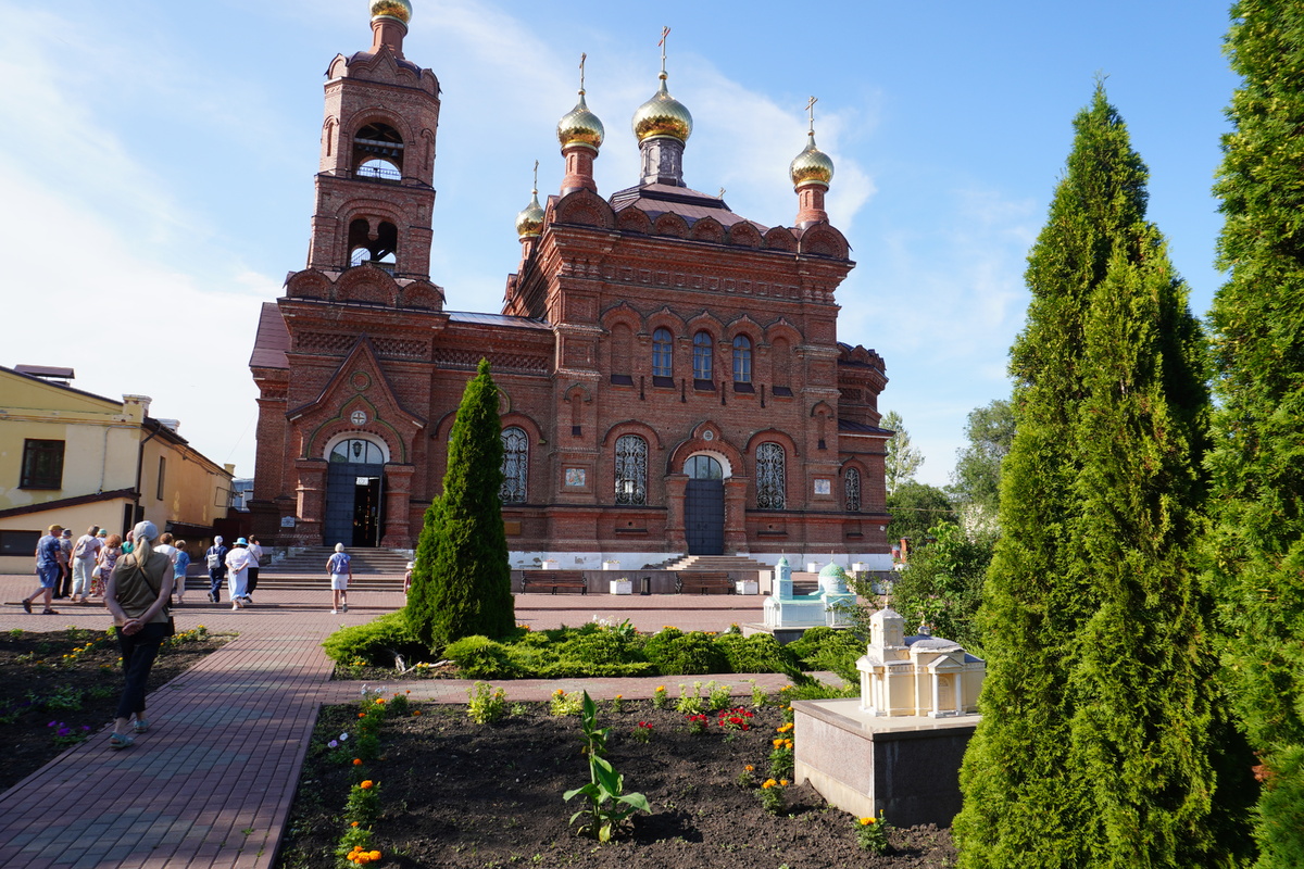 фото Храм Воздвижения Честного и Животворящего Креста Господня 