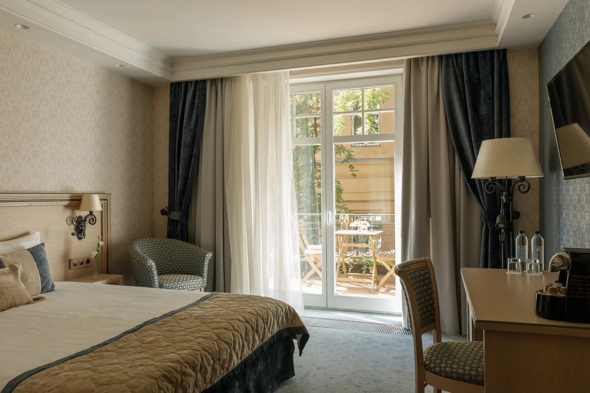 Отель "Garden street"