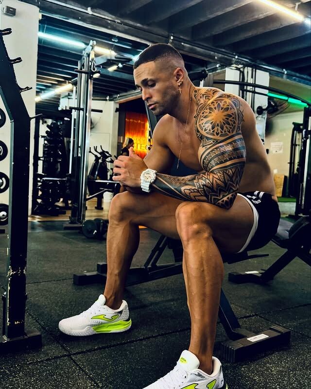 Фитнес-Гороскоп: Кто рождён для железа? Разбираем астрологию мышц