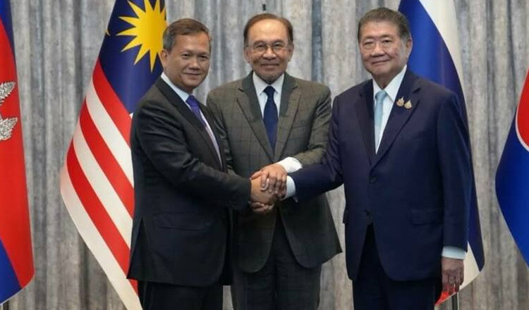 Премьеры Камбоджи, Малайзии и Тайланда