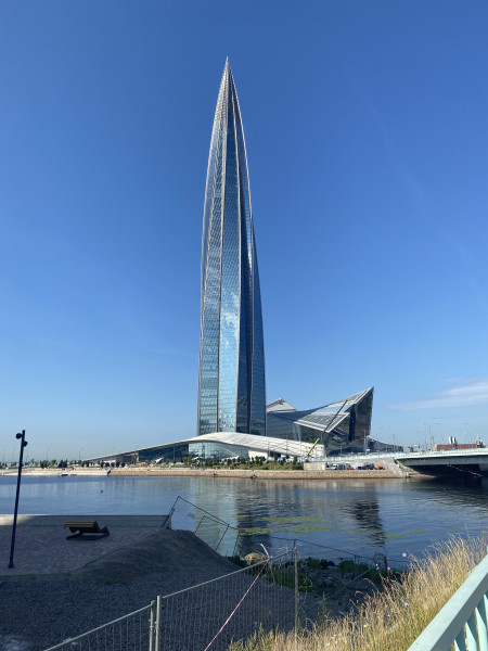 Лахта центр — самый высокий небоскреб в Европе и самый северный в мире, автор фото Натали Масю